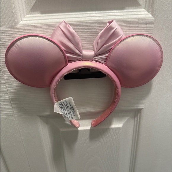 Pink Minnie Mouse Ears -NWOT - Picture 2 of 3